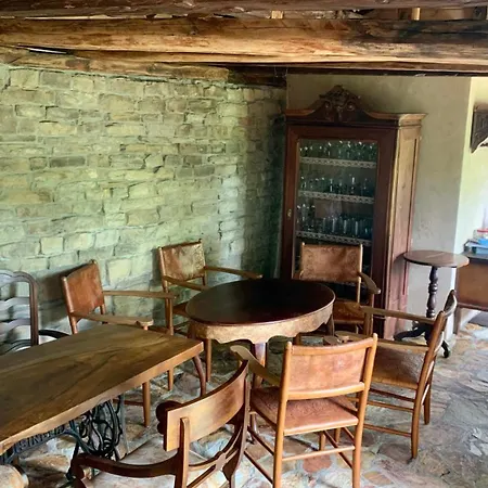 средище веди макрина * גברובו