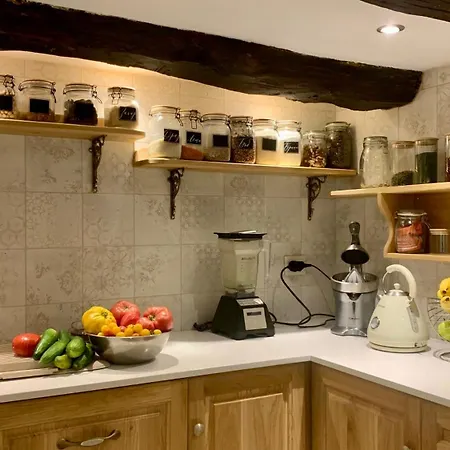 средище веди макрина