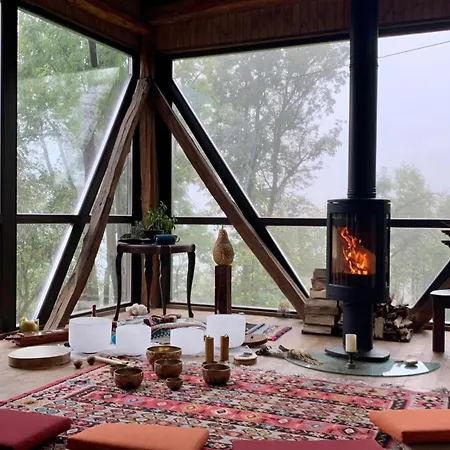 средище веди макрина וילה גברובו