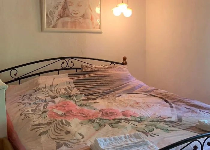 средище веди макрина Villa