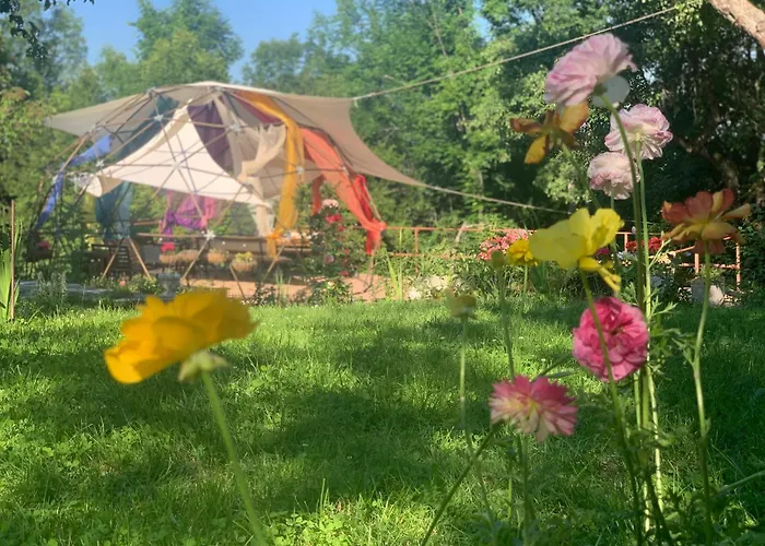 средище веди макрина Villa